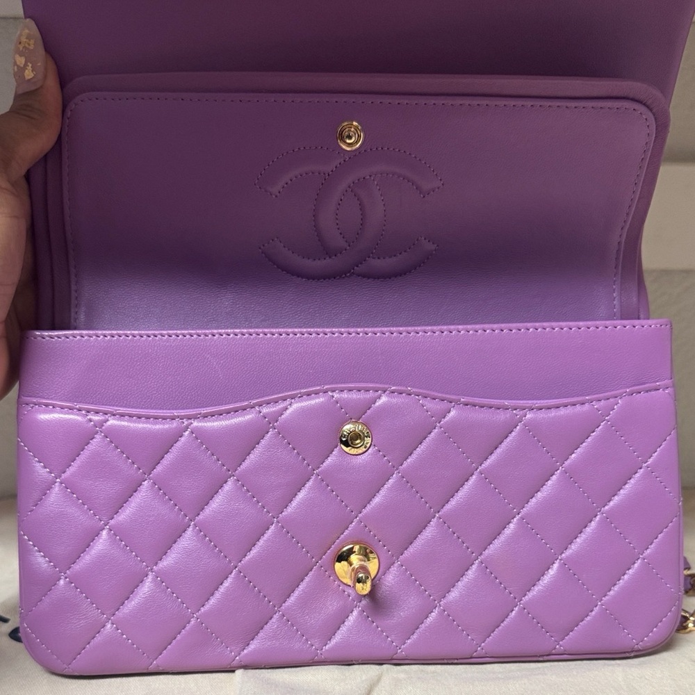 END OF YEAR SALE CHANEL Classic Lavender Quilted Shoulder Double Flap Bag - Picture 5 of 8